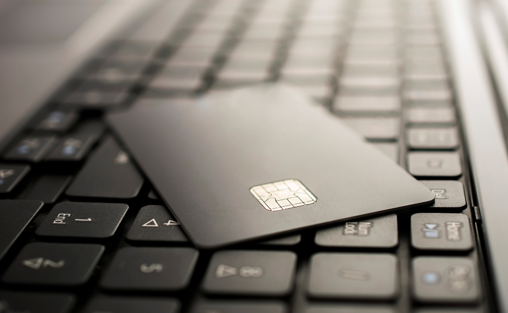 Check These 7 Red Flags Before You Apply For A Credit Card. 2 Check These 7 Red Flags Before Applying For Credit Card 7